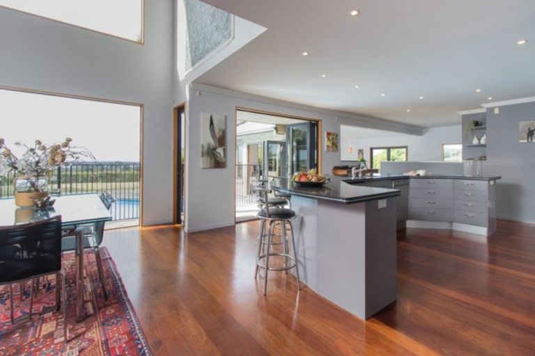 Photo of property in 300 Waitaha Road, Welcome Bay, Tauranga, 3112