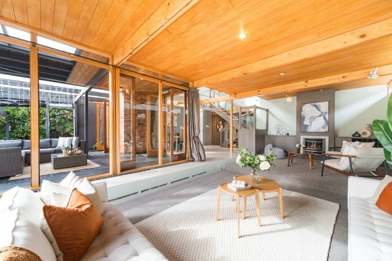 Photo of property in 69b Te Awe Awe Street, Hokowhitu, Palmerston North, 4410