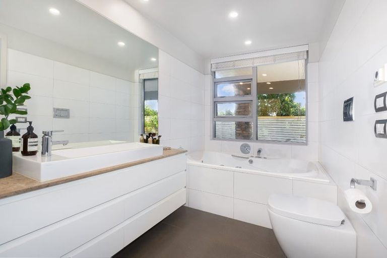 Photo of property in 21a Jubilee Road, Khandallah, Wellington, 6035