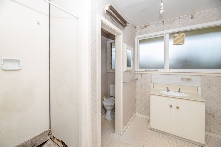 Photo of property in 34 Gladson Avenue, Sockburn, Christchurch, 8042