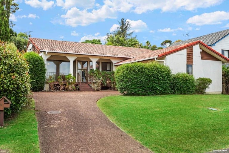 Photo of property in 53 Kennedy Avenue, Forrest Hill, Auckland, 0620