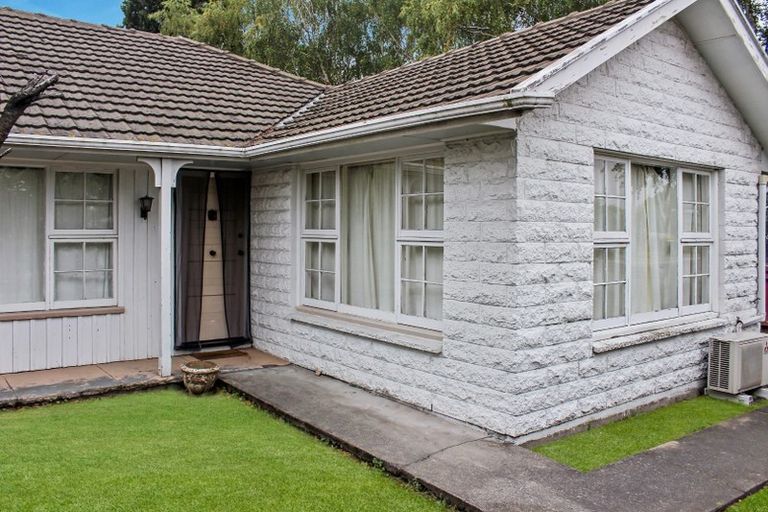 Photo of property in 2/170 Waimairi Road, Ilam, Christchurch, 8041