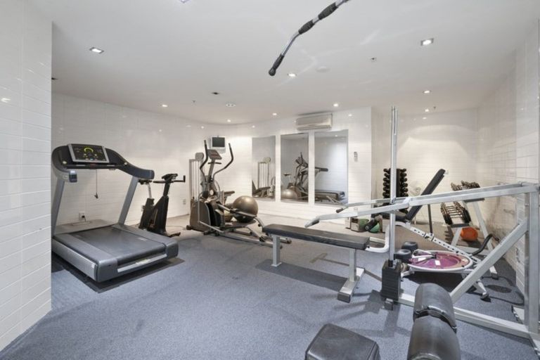 Photo of property in 12/2 Lowell Place, Waipahihi, Taupo, 3330