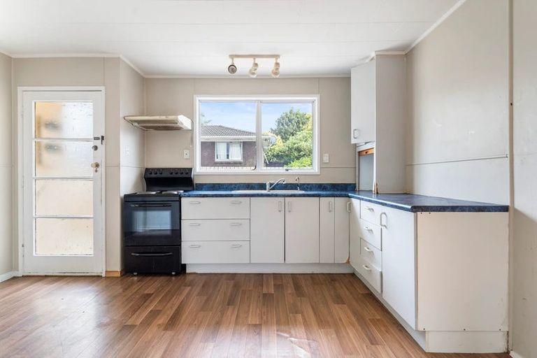 Photo of property in 10 Siska Place, Wattle Downs, Auckland, 2103