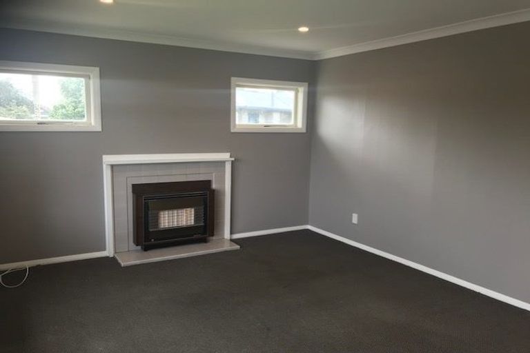 Photo of property in 9 Tern Place, Hokowhitu, Palmerston North, 4410