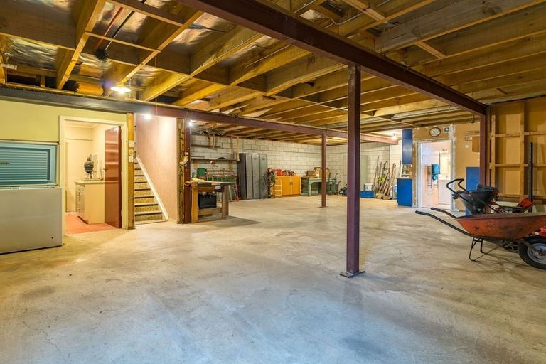 Photo of property in 14 Brough Street, Palmerston, 9430