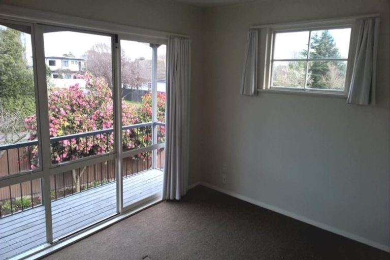 Photo of property in 1/19 Lloyd Street, Strowan, Christchurch, 8052