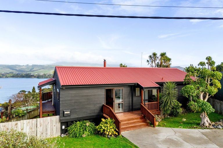 Photo of property in 13 Point Street, Raglan, 3225