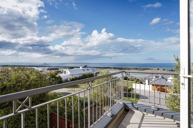 Photo of property in 4 Dunkeld Lane, Redcliffs, Christchurch, 8081