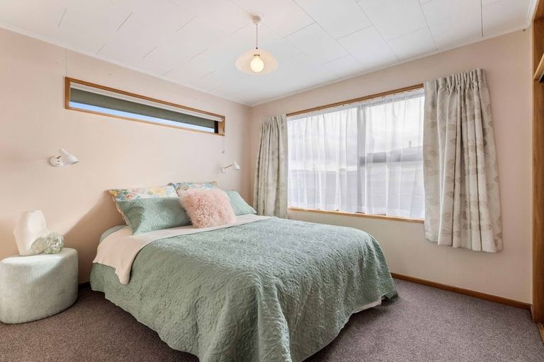 Photo of property in 1 Cherry Lane, Milton, 9220