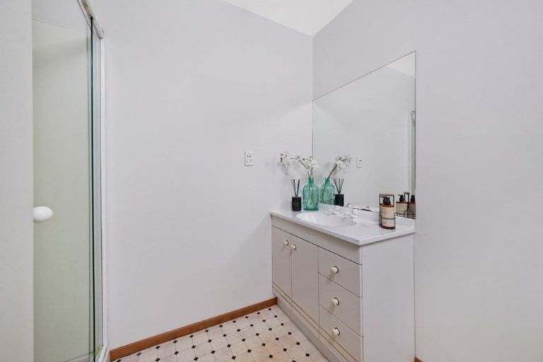 Photo of property in 7a Dinton Street, Russley, Christchurch, 8042