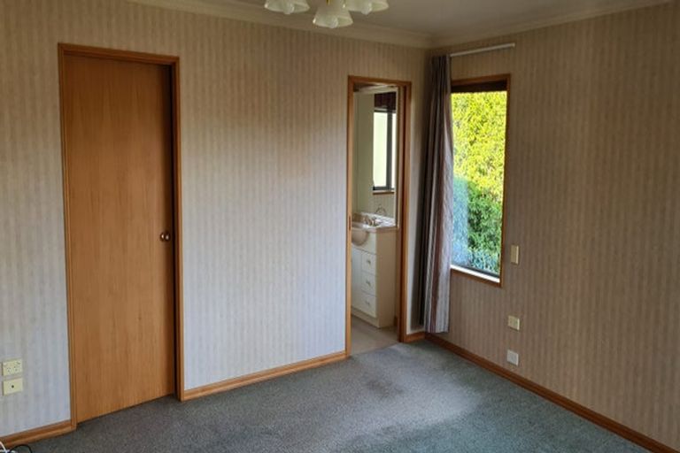 Photo of property in 6 Chatham Street, Waihola, Milton, 9073