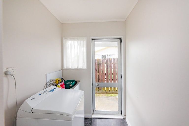 Photo of property in 28a Chatsworth Place, Highbury, Palmerston North, 4412