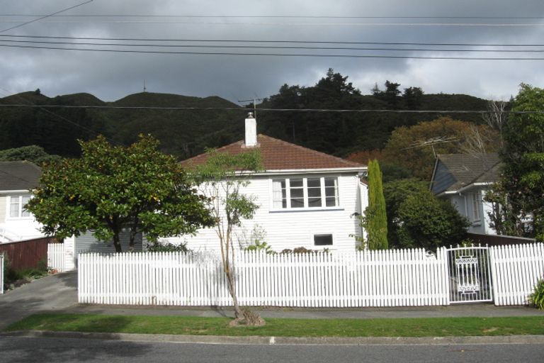 Photo of property in 45 Cleland Crescent, Naenae, Lower Hutt, 5011