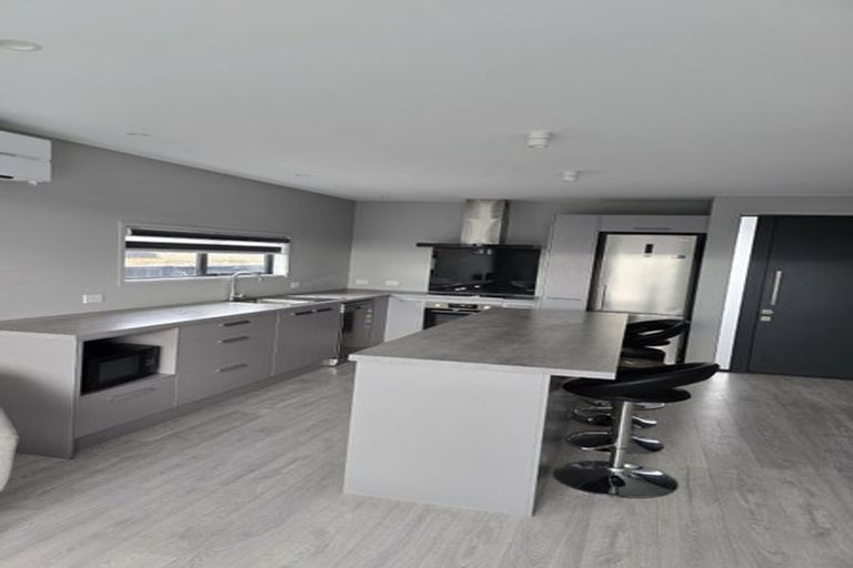 Photo of property in 4 Canal Place, Twizel, 7901