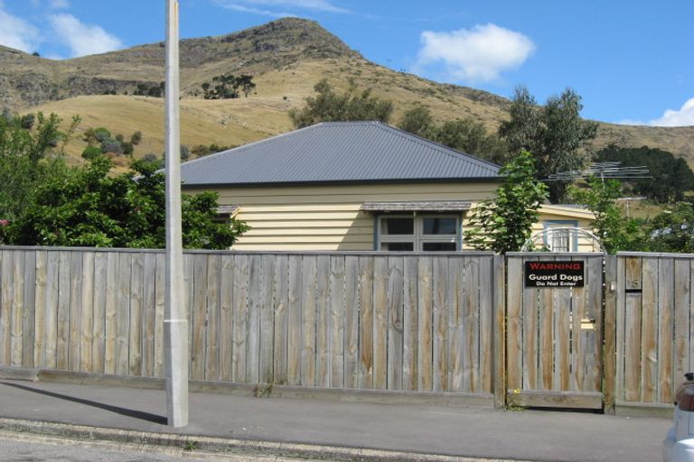 Photo of property in 18 Marsden Street, Heathcote Valley, Christchurch, 8022