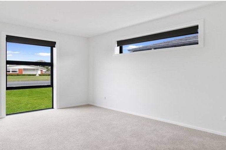 Photo of property in 2/78 Sandwich Road, Saint Andrews, Hamilton, 3200