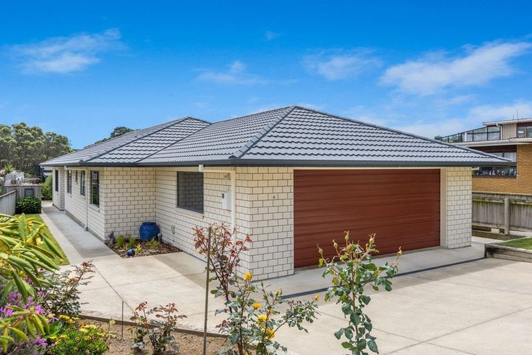 Photo of property in 14 Annandale Street, Lynmouth, New Plymouth, 4310