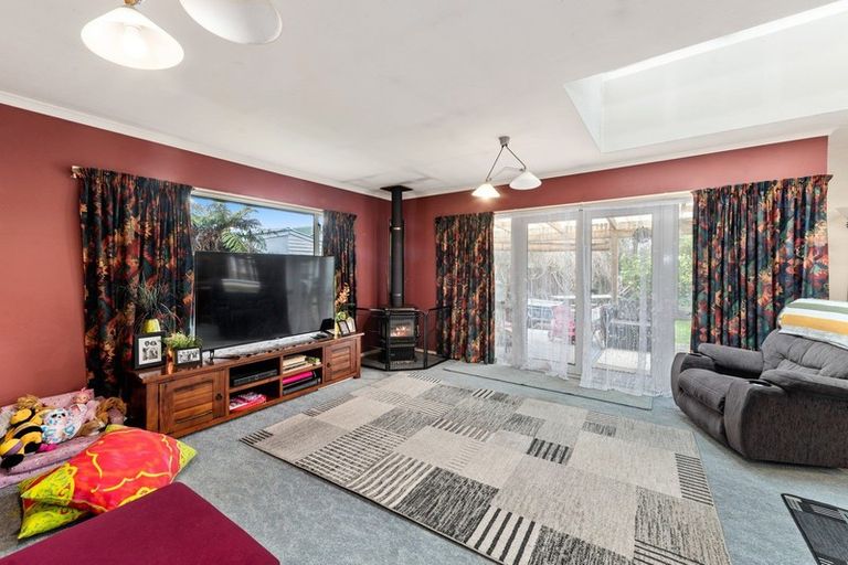 Photo of property in 66 Te Rangitautahanga Road, Turangi, 3334