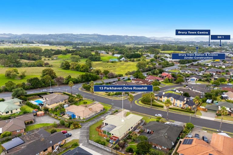 Photo of property in 13 Parkhaven Drive, Rosehill, Papakura, 2113