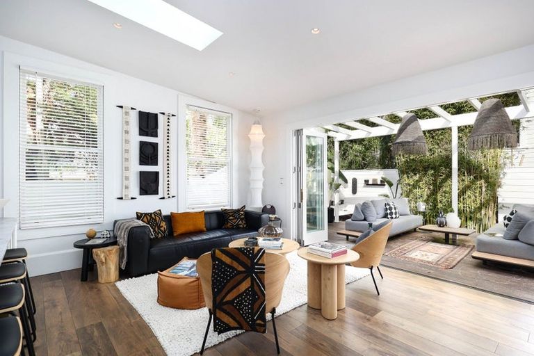 Photo of property in 28 Nile Street, Nelson, 7010