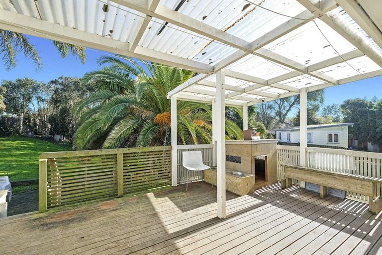 Photo of property in 12 Nield Road, Manurewa, Auckland, 2102