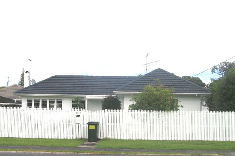 Photo of property in 1/91 Nile Road, Milford, Auckland, 0620