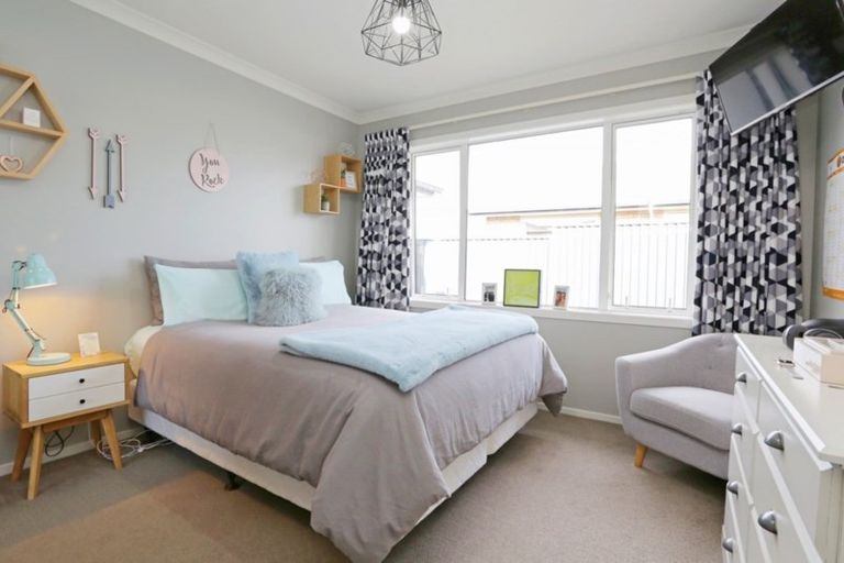 Photo of property in 37 Northwood Avenue, Waikiwi, Invercargill, 9810