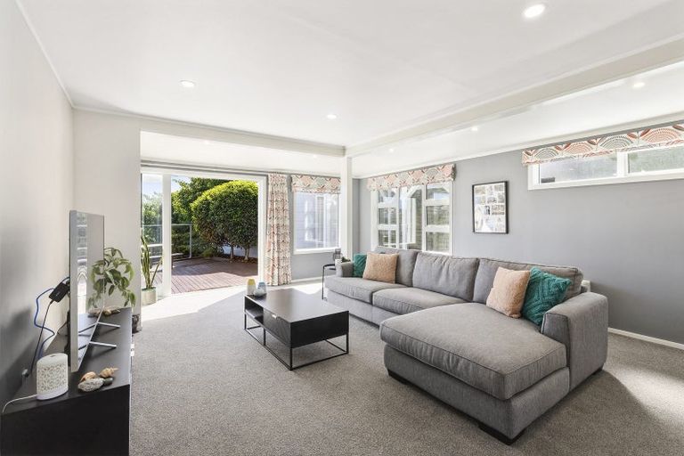 Photo of property in 68 Eskdale Road, Papakowhai, Porirua, 5024