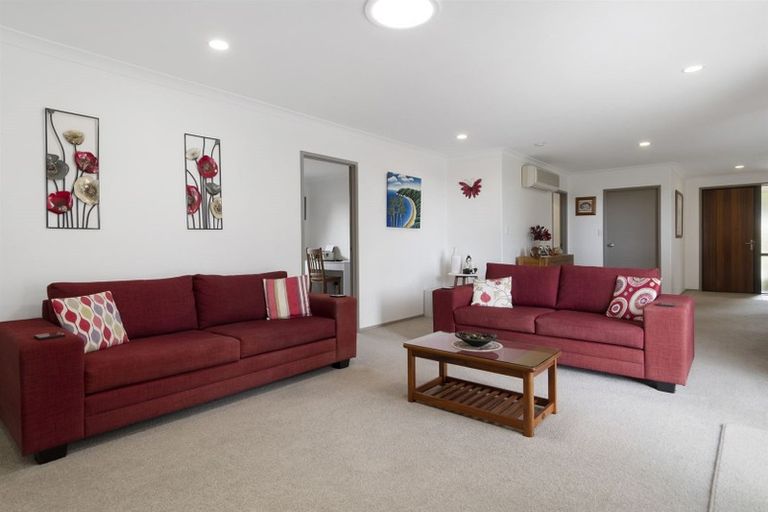 Photo of property in 49 Discovery Avenue, Welcome Bay, Tauranga, 3112
