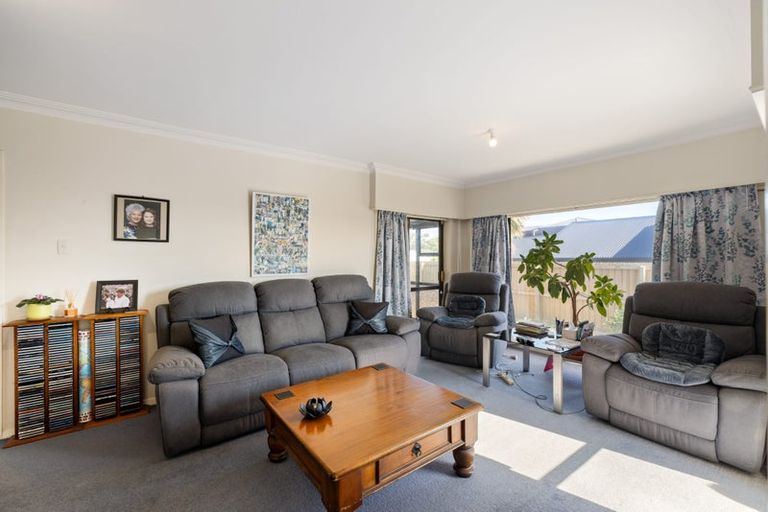 Photo of property in 333 Marine Parade, New Brighton, Christchurch, 8061