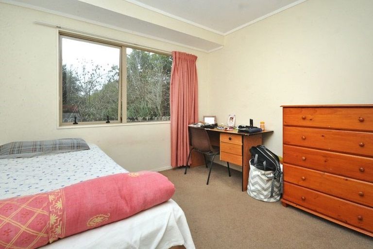 Photo of property in 99 Pooks Road, Ranui, Auckland, 0612