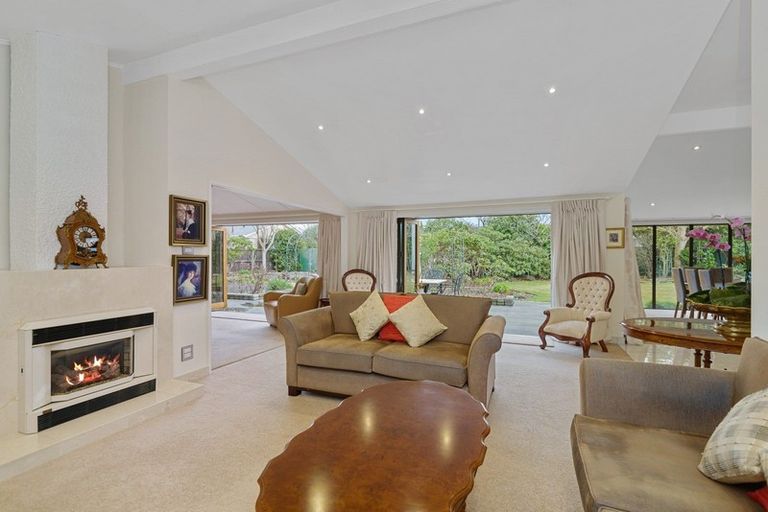 Photo of property in 251 Wairakei Road, Bryndwr, Christchurch, 8053