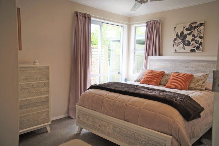 Photo of property in 27 Meadowbrook Drive, Cloverlea, Palmerston North, 4412