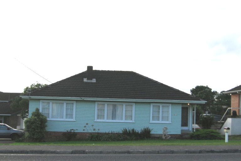 Photo of property in 452 Old Te Atatu Road, Te Atatu Peninsula, Auckland, 0610