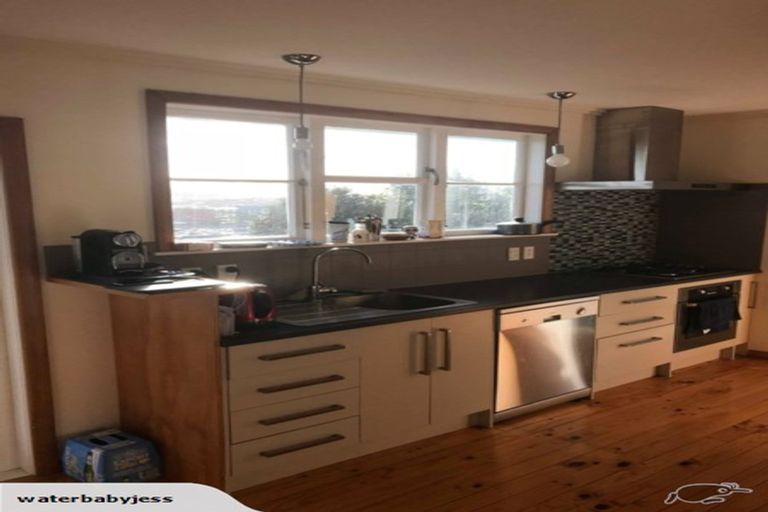 Photo of property in 46 Raukawa Street, Strathmore Park, Wellington, 6022