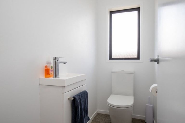 Photo of property in 21 Costello Drive, Ngatea, 3503