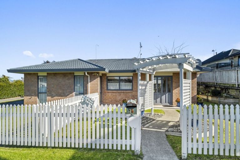 Photo of property in 76 Otumoetai Road, Judea, Tauranga, 3110
