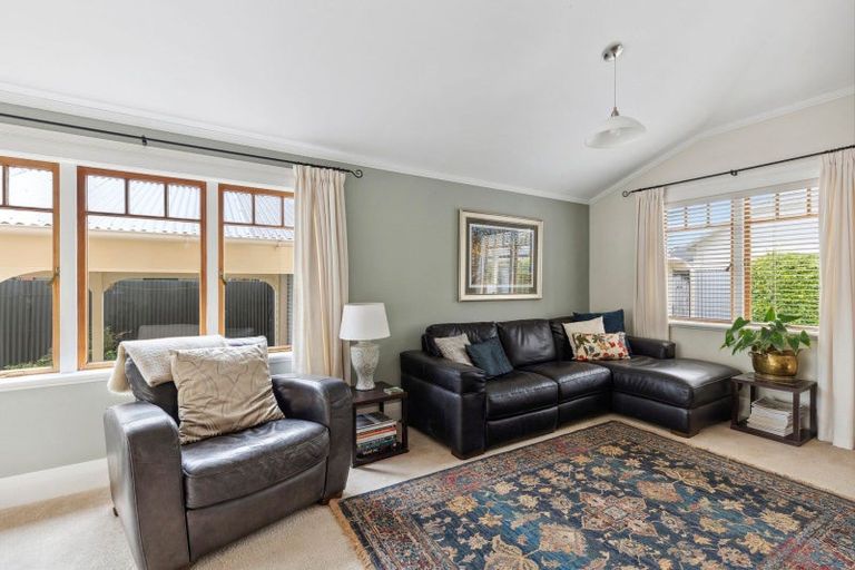 Photo of property in 88 Princes Street, Cambridge, 3434