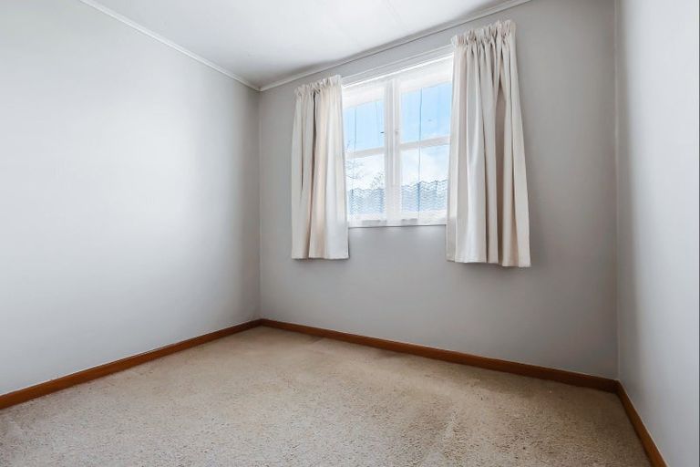 Photo of property in 10 Tamakui Grove, Turangi, 3334