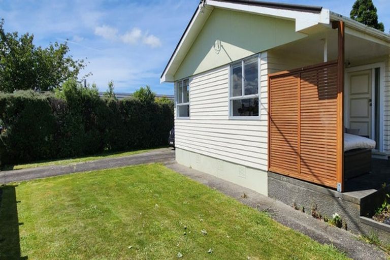 Photo of property in 10 Pitt Street, Normanby, Hawera, 4614