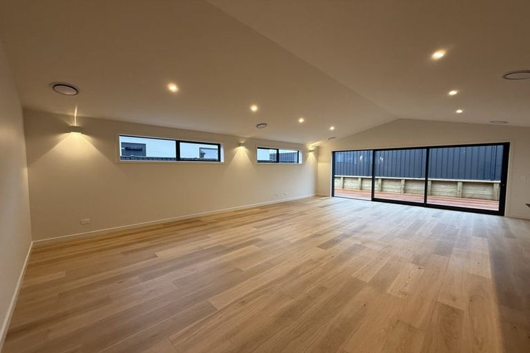 Photo of property in 10 Mason Street, Wanaka, 9305