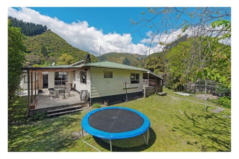 Photo of property in 8 Burn Place, The Brook, Nelson, 7010