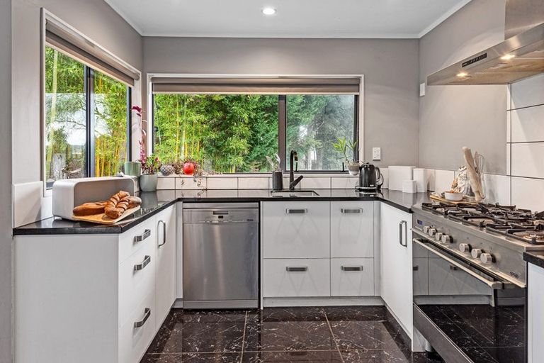 Photo of property in 52 Onerahi Road, Onerahi, Whangarei, 0110