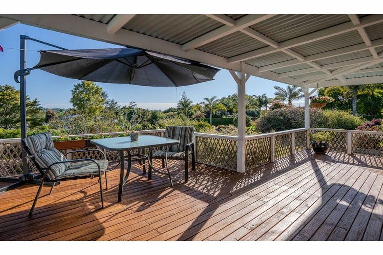 Photo of property in 27-27a Mission Road, Kerikeri, 0230