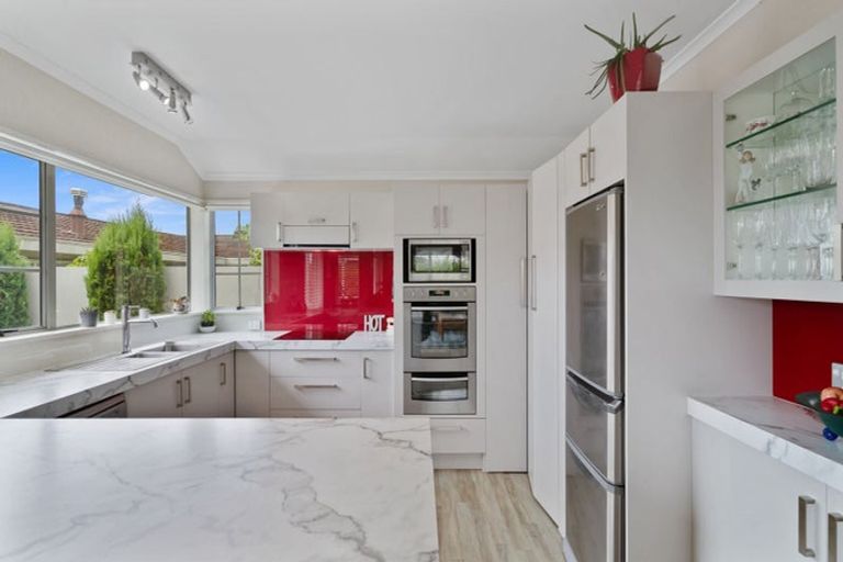 Photo of property in 15b Laing Place, Otumoetai, Tauranga, 3110