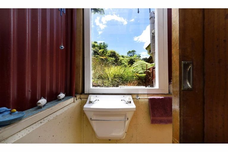 Photo of property in 29 Hope Drive, Okiwi Bay, French Pass, 7193