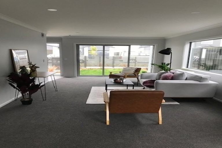 Photo of property in 9 Torea Place, Kenepuru, Porirua, 5022