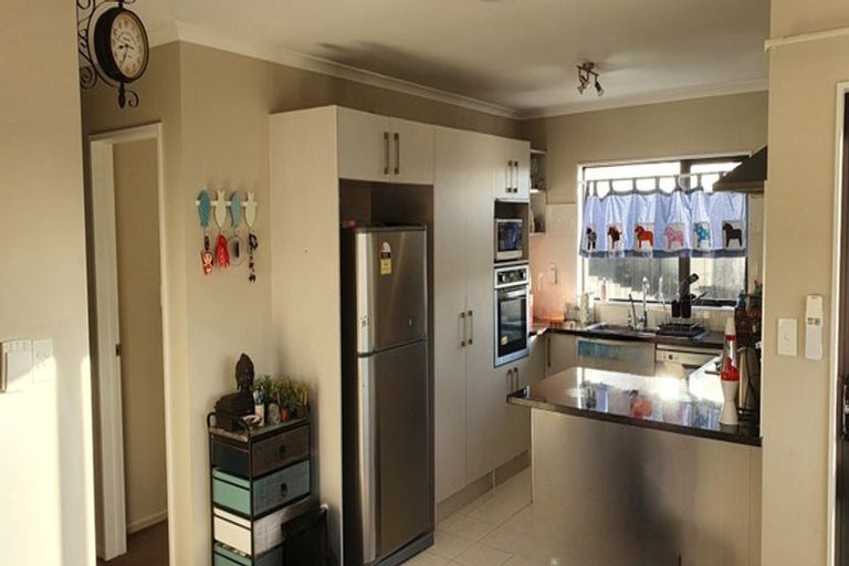 Photo of property in 38 Mili Way, Ranui, Auckland, 0612