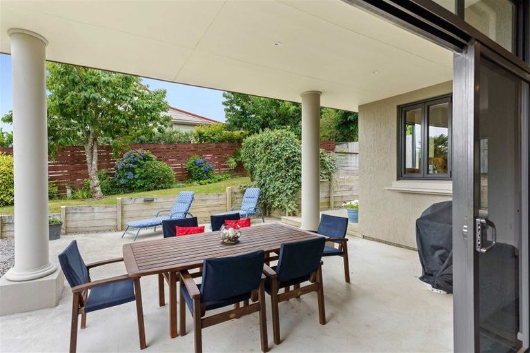 Photo of property in 37 Huia Street, Waikanae, 5036